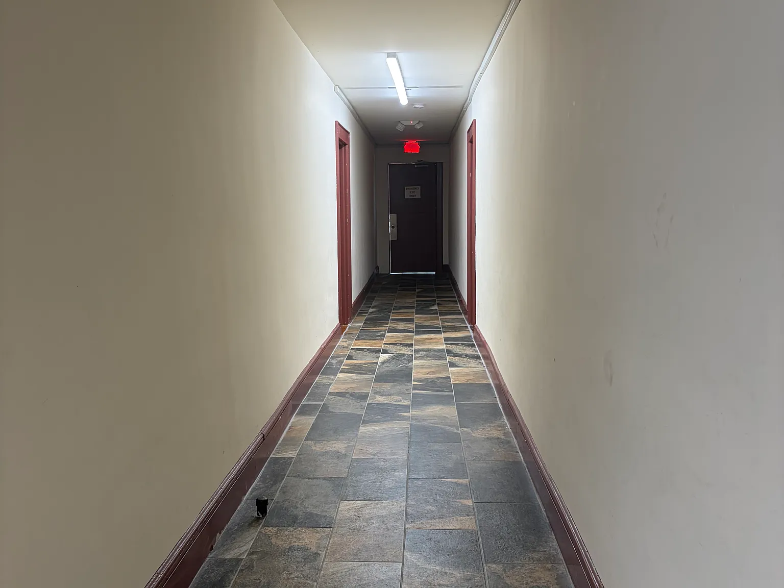 2 bed, $2,000 — Photo 4