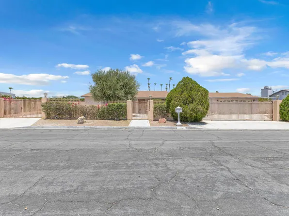 1880 Sharon Rd, Palm Springs, CA 92262