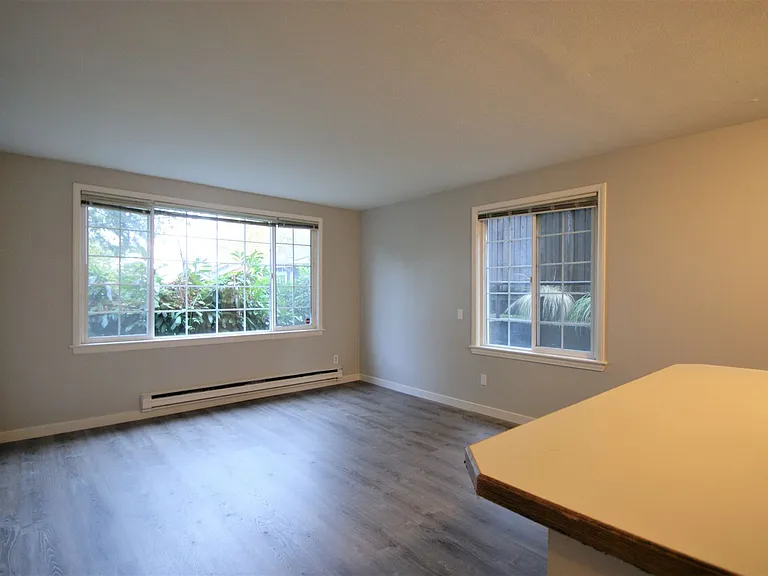 3008 Harvard Ave E — Photo 4