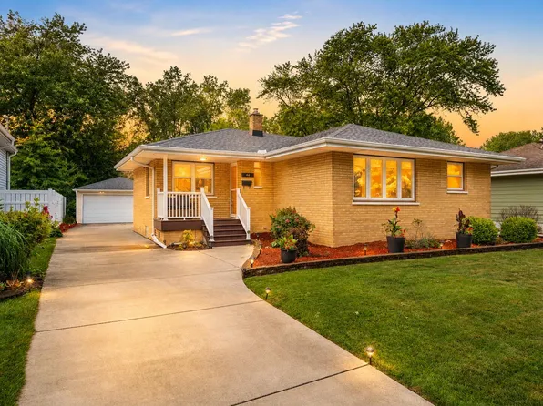 44 Timrick Dr, Munster, IN 46321