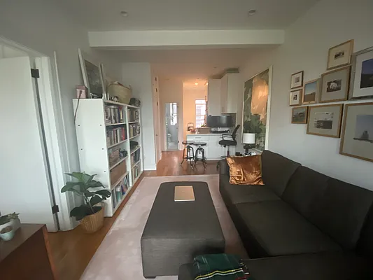 Rented by Avenue Sotheby's International Realty | media 2