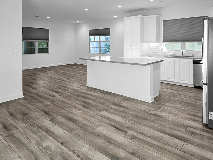 906 Slate St #1 — Photo 6