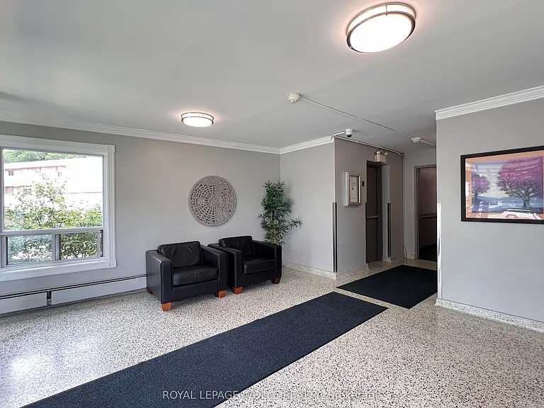 283 Fairway Rd N #503 — Photo 6