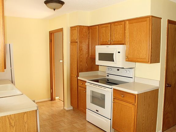 3rd image of 2619 19th Ave N