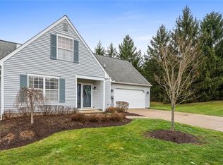 9026 Twin Hills Pkwy UNIT 12F, Twinsburg, OH 44087