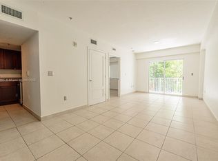 2536 NW 24th St APT 3H, Miami, FL 33142