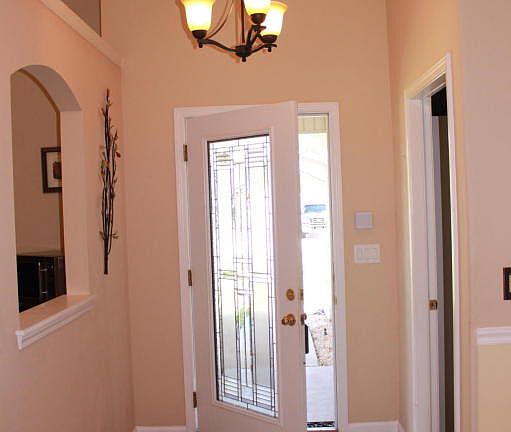 4th image of 2649 Royal Pointe Dr
