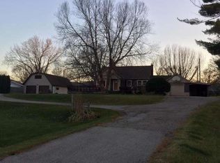 W5001 Harvest Ln, La Crosse, WI 54601