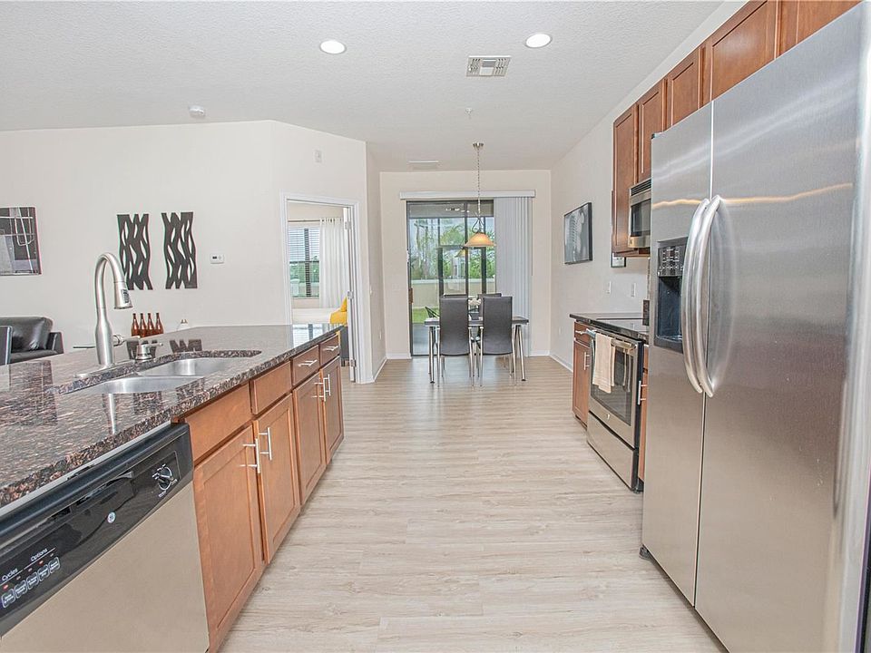 1st image of 2378R Seven Oaks Dr