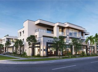 82 9th St S #203, Naples, FL 34102