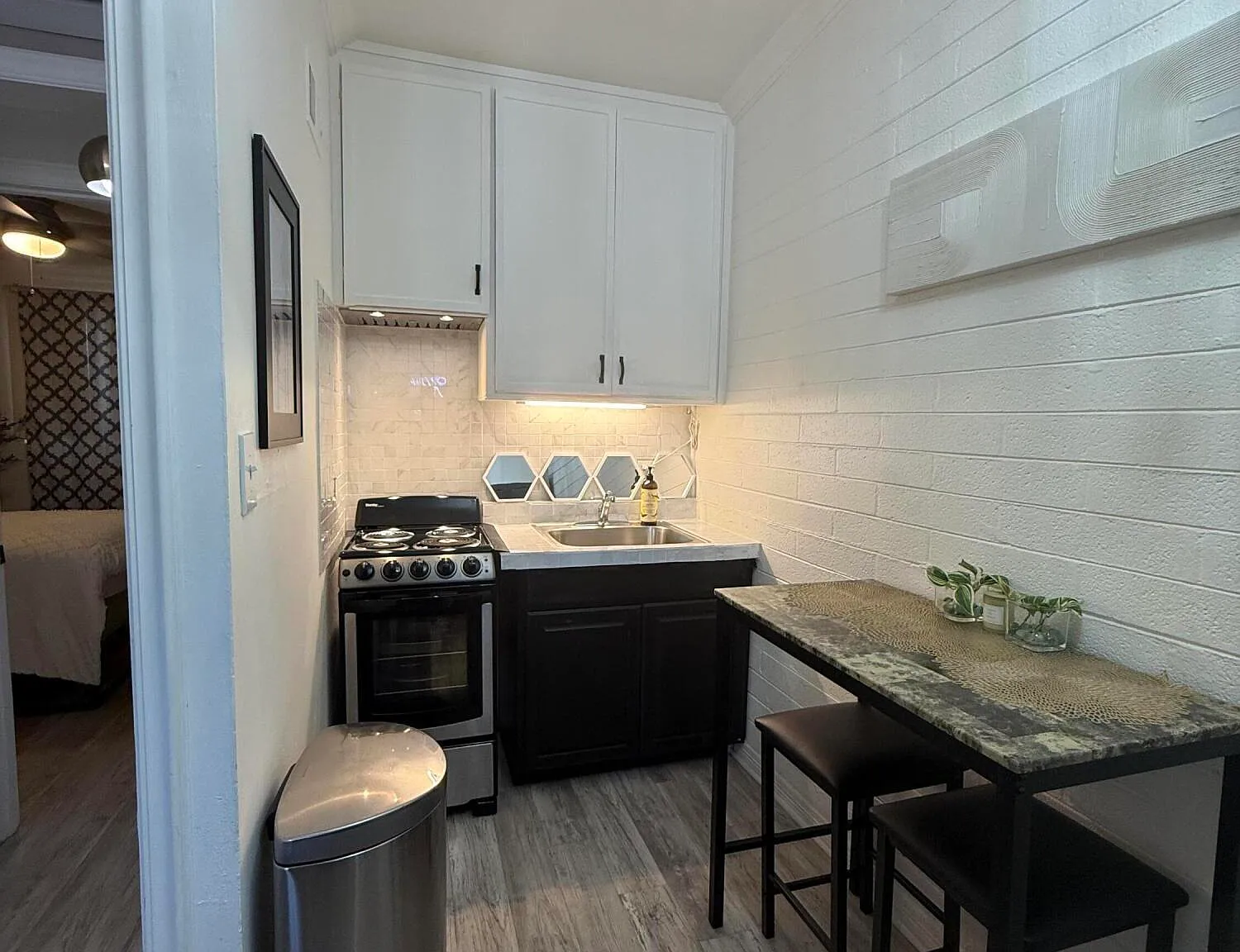 1 bed, 1.0 bath, 448 sqft, $1,450 — Photo 4