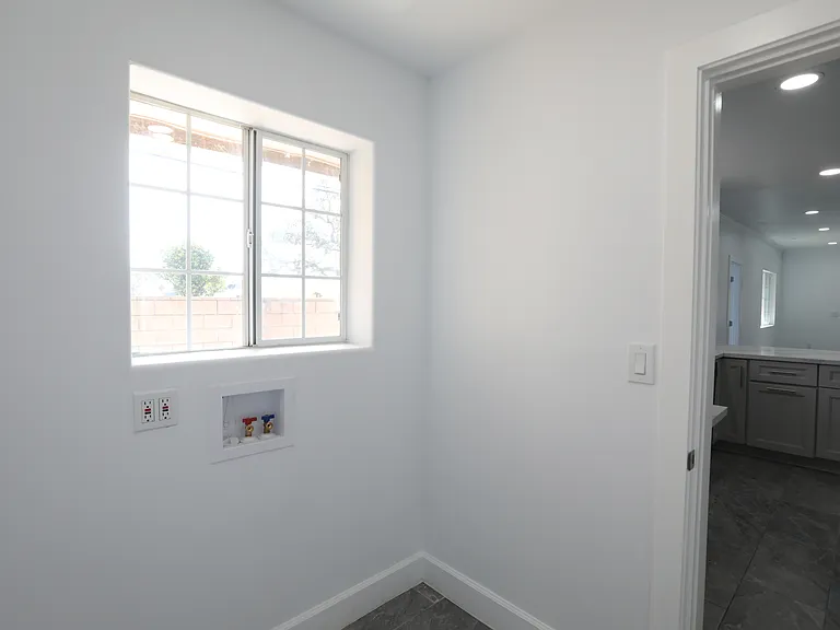 116 N Heliotrope Ave — Photo 10