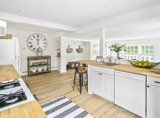 58 Central St, Topsfield, MA 01983