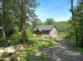 140 Beaver Dam Rd, Lee, MA 01238