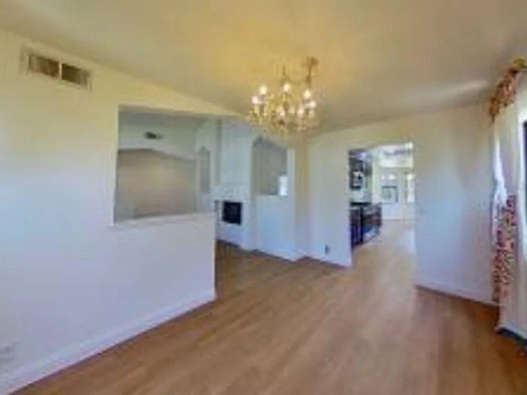 3012 Wauneta St — Photo 6
