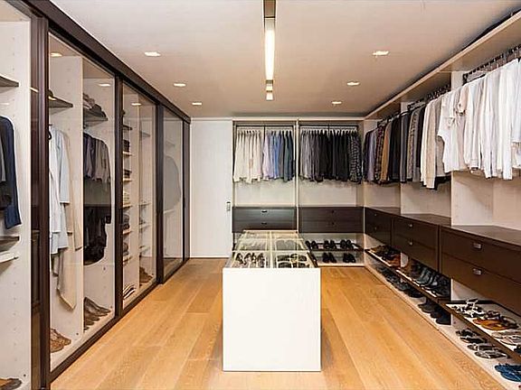 5th image of 1374 N Venetian Way