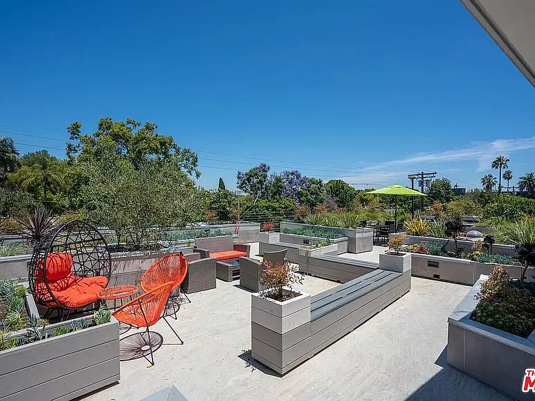 2336 Westwood Blvd #213 — Photo 14