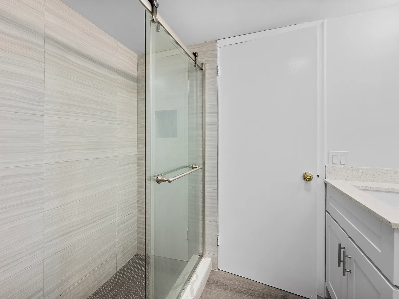 2 bed, 1328 sqft, $2,800 — Photo 4