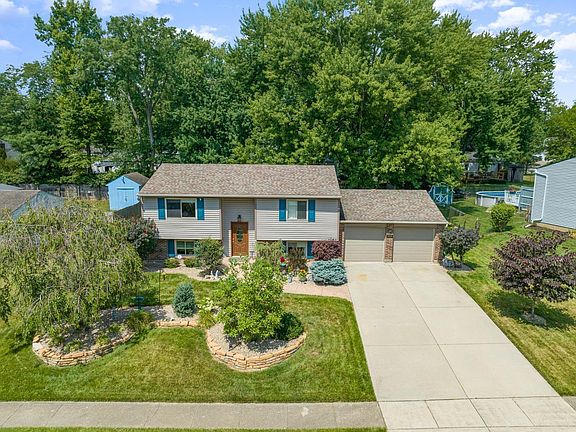 2nd image of 809 Glendon Dr
