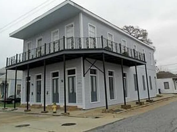 239 Lavoisier St #C, Gretna, LA 70053