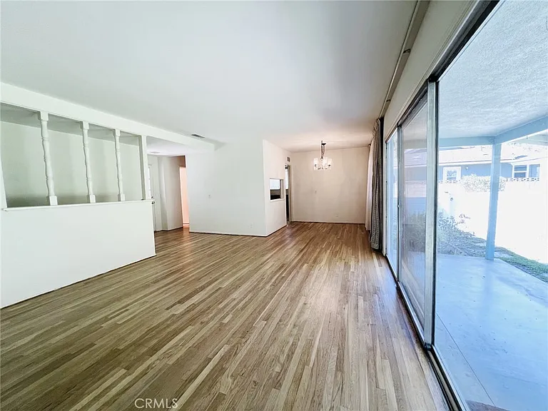 2408 S 8th Ave — Photo 7