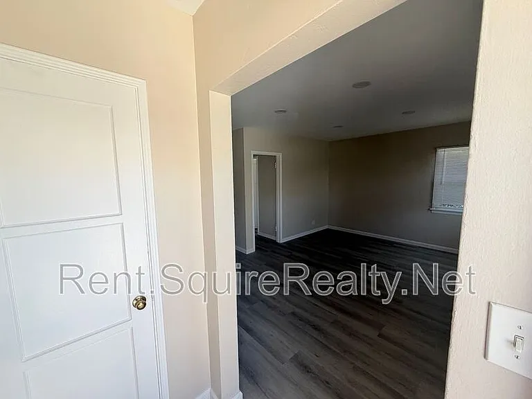 901 N San Gabriel Ave #2 — Photo 4