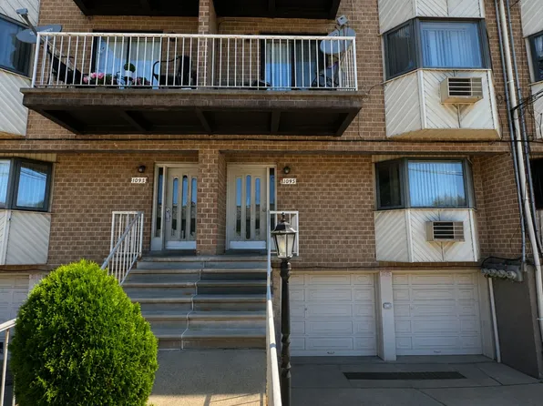 1095 East 72nd Street image 1 of 5