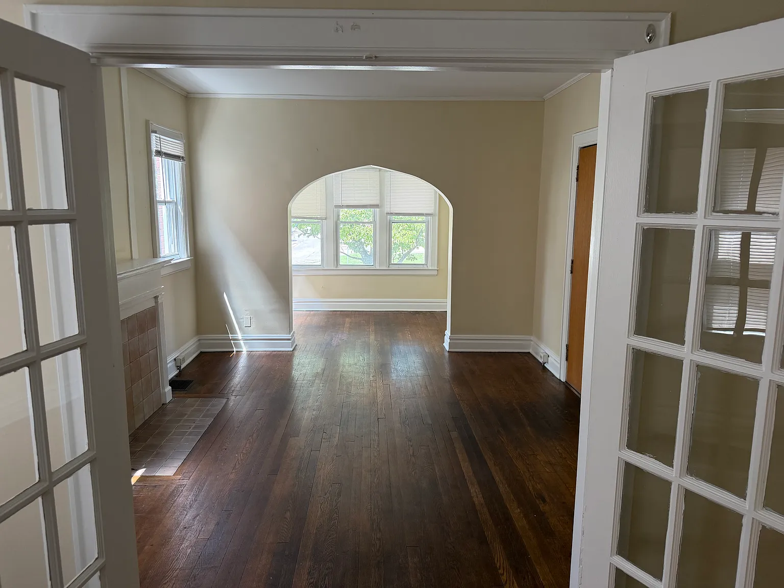 1 bed, 1000 sqft, $725 — Photo 2