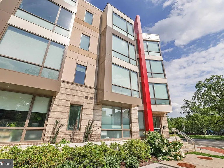 1500 Pennsylvania Ave SE #308 — Photo 20