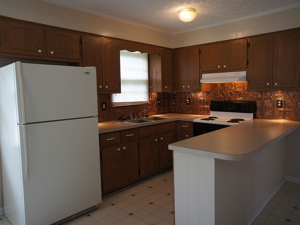 2nd image of 536 Dodson Rd