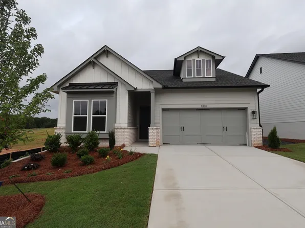1331 Autumn Lake Dr, Gainesville, GA 30504