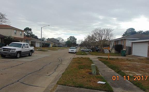 4th image of 808 Lawrence St