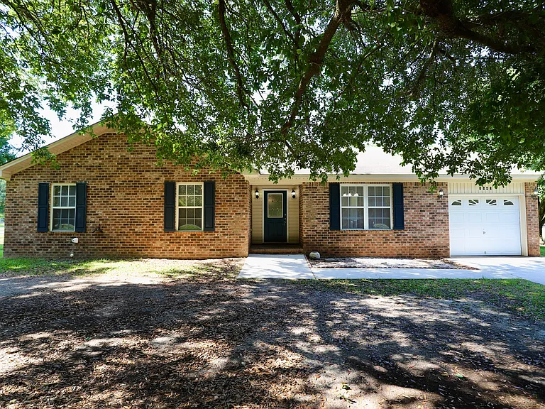 3643 Red Lane Rd — Photo 1