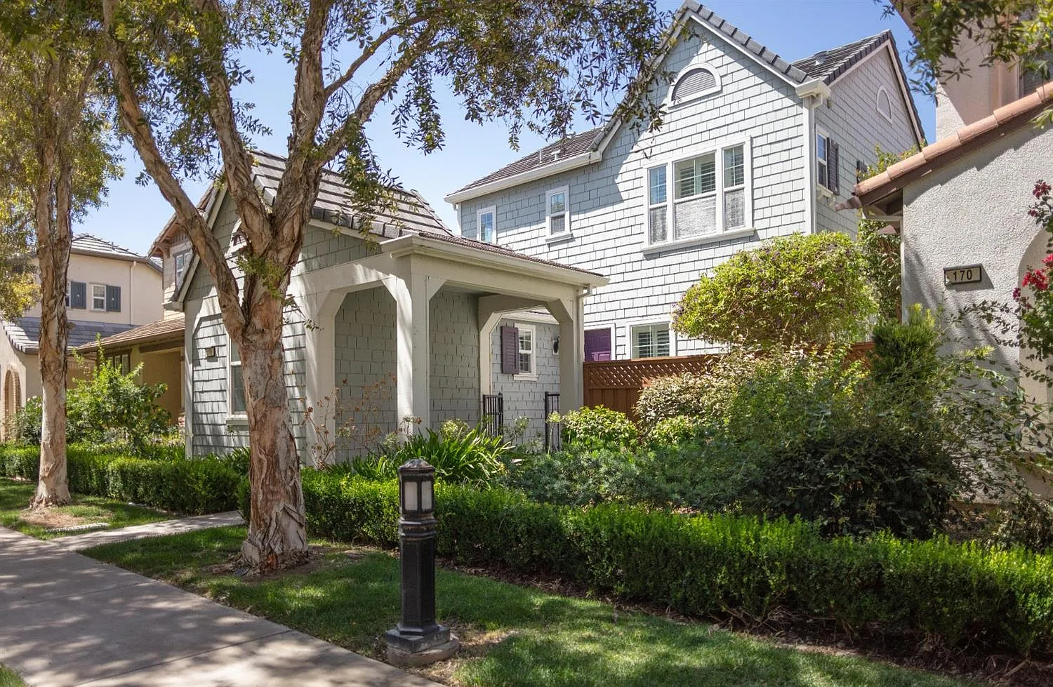 176 W Santa Cruz Way photo 1