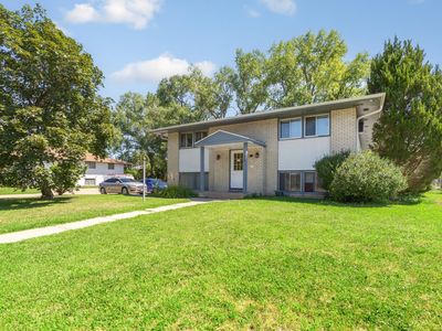 8843 18th Ave S, Bloomington, MN, 55425