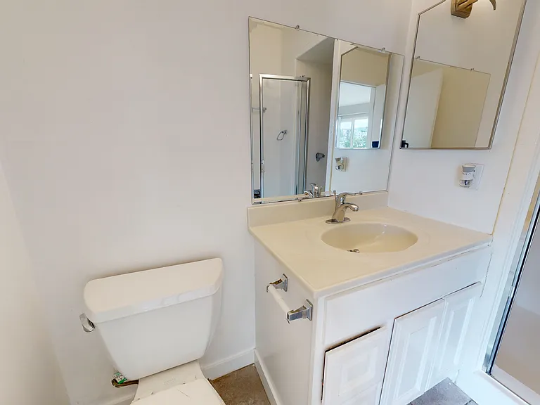 Bathroom Bathroom