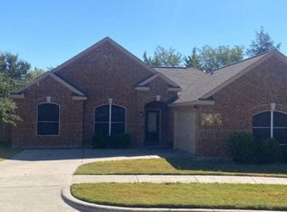 359 Cascade Dr, Red Oak, TX 75154