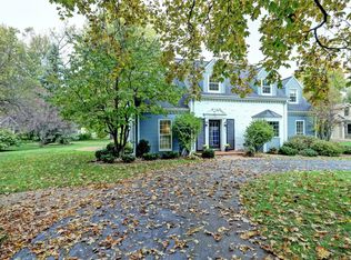 364 Lake Rd, Menasha, WI 54952