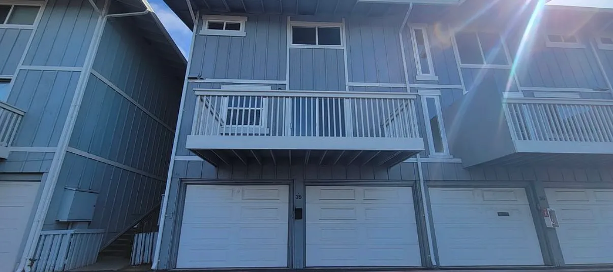 3 bed, 1197 sqft, $3,000 — Photo 2