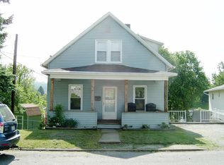 28 Millan St, Westover, WV 26501