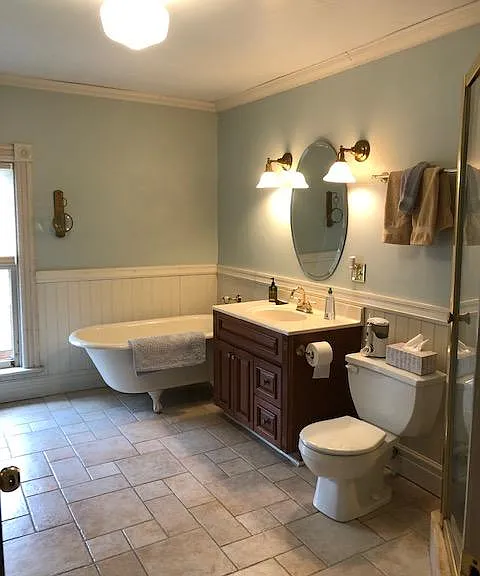 230 Lakeland St — Photo 13