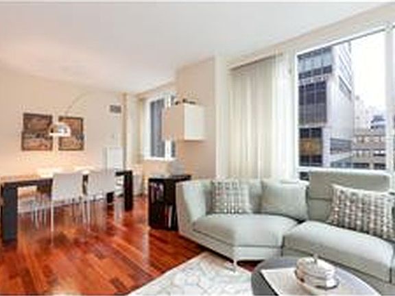 3rd image of 60 E 55th St #16CD