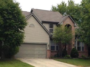 1037 Karlslyle Dr, Columbus, OH 43228