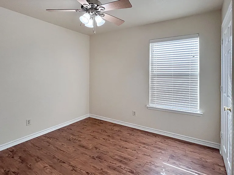 212 County Road 485 — Photo 12