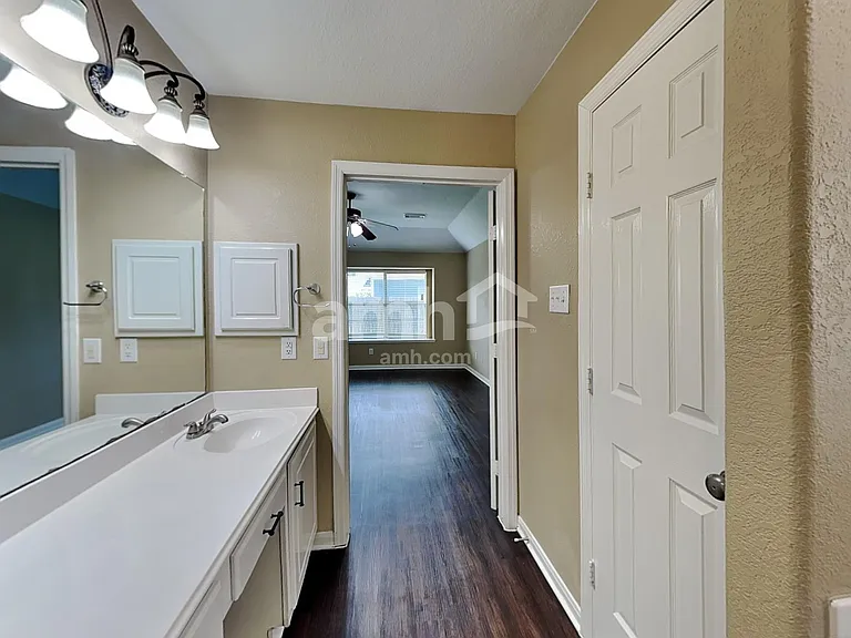4713 Honey Creek Ct — Photo 11