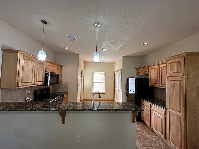201 E Karla Ave #11 — Photo 6