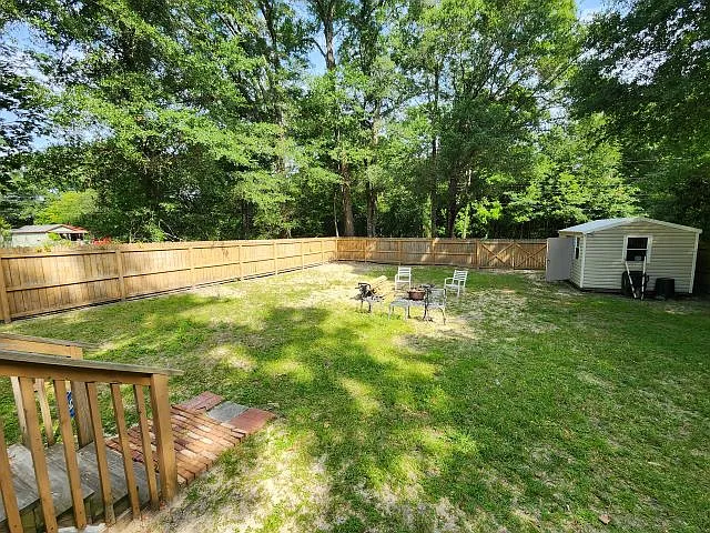 334 E Chestnut Ave — Photo 21