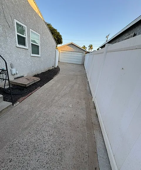 722 W 9th St — Photo 2