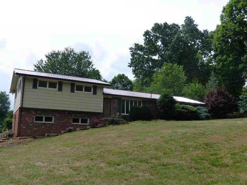 1st image of 643 Hiwassee St