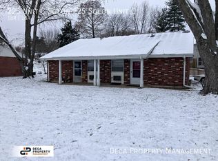 225 Solon Dr APT C, Ballwin, MO 63021